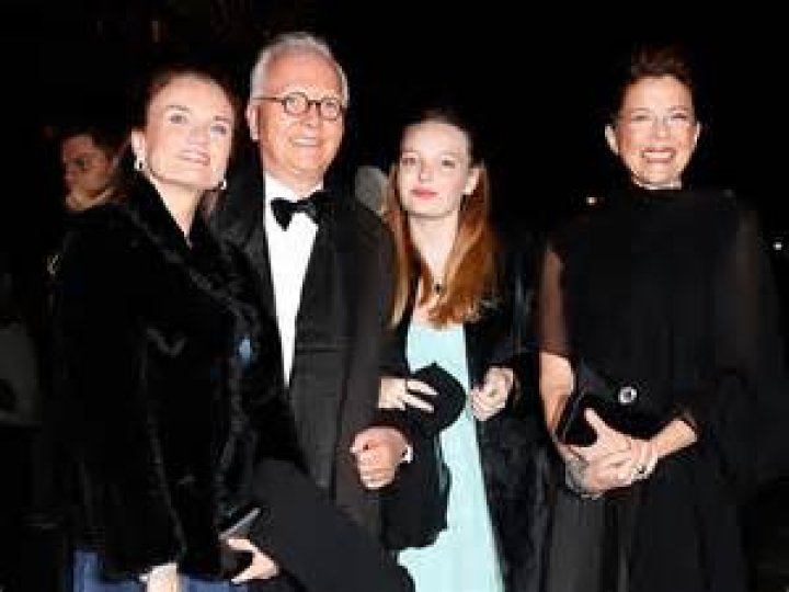 Warren Beatty’s Kids Learn About The Actor’s Four Children Here